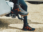 BOTA PARA HIKING DE HOMBRE BRYCE 2492 NEGRO CON NARANJA - DISCOVERY EXPEDITION